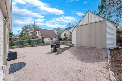 340 Manor Road, Douglaston, NY 11363 - Photo 21