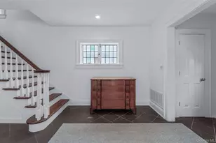 3-40 Manor Rd, Douglaston, NY 11363 - Photo 3