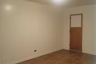 93-10 177th St, Jamaica, NY 11433 - Photo 3