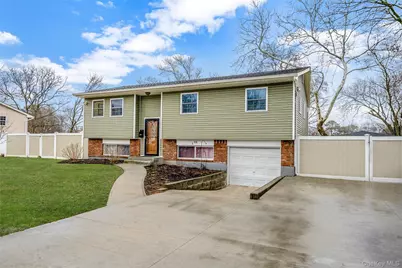 508 Nostrand Avenue, Central Islip, NY 11722 - Photo 3