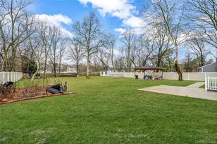 508 Nostrand Ave, Central Islip, NY 11722 - Photo 9