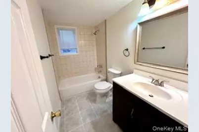 285 Artist Lake Drive, Middle Island, NY 11953 - Photo 7