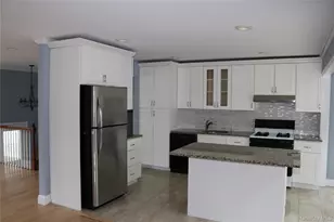 7 Southpark Dr, Garnerville, NY 10923 - Photo 5