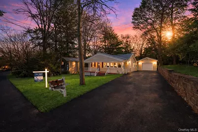 10 Pinedale Avenue, Farmingville, NY 11738 - Photo 3