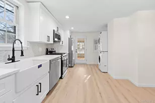 10 Pinedale Ave, Farmingville, NY 11738 - Photo 13