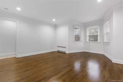 416 Tompkins Avenue #SECOND FLOOR, Mamaroneck, NY 10543 - Photo 5