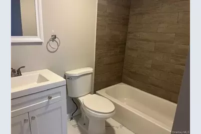 87 Ferndale Avenue, Selden, NY 11784 - Photo 11