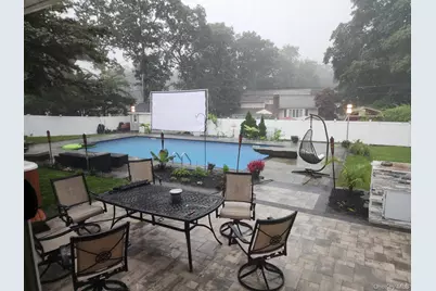 11 Dorchester Drive, Coram, NY 11727 - Photo 39