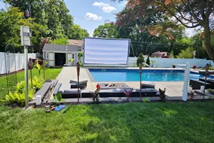 11 Dorchester Dr, Coram, NY 11727 - Photo 37