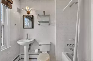 11 Dorchester Dr, Coram, NY 11727 - Photo 23