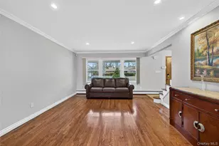 11 Dorchester Dr, Coram, NY 11727 - Photo 5