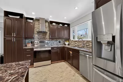 11 Dorchester Drive, Coram, NY 11727 - Photo 9