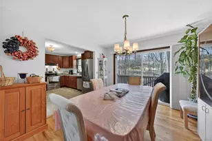 32 Sachson Pl, Wappingers Falls, NY 12590 - Photo 9