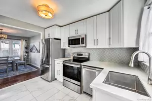 16 Jerome Rd, Sound Beach, NY 11789 - Photo 11