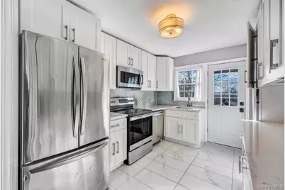 16 Jerome Road, Sound Beach, NY 11789 - Photo 13