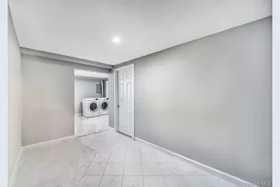 16 Jerome Road, Sound Beach, NY 11789 - Photo 27