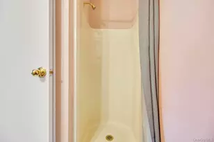 13 Mallard Path, Coram, NY 11727 - Photo 21