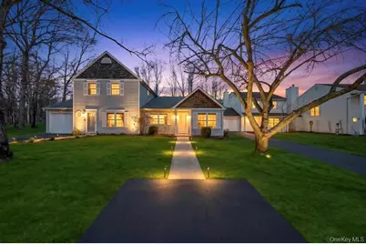 13 Mallard Path, Coram, NY 11727 - Photo 1