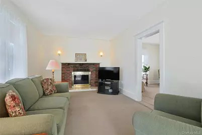 175 Washington Avenue, Pleasantville, NY 10570 - Photo 7