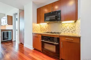 175 Huguenot St, New Rochelle, NY 10801 - Photo 3