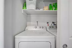 69 Thomas Ln, East Setauket, NY 11733 - Photo 25