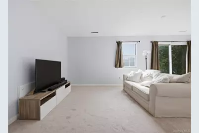 69 Thomas Lane, East Setauket, NY 11733 - Photo 7