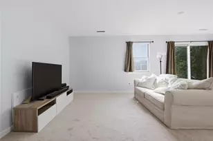 69 Thomas Ln, East Setauket, NY 11733 - Photo 7