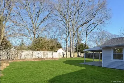 15 Allegheny Drive E, Farmingville, NY 11738 - Photo 27