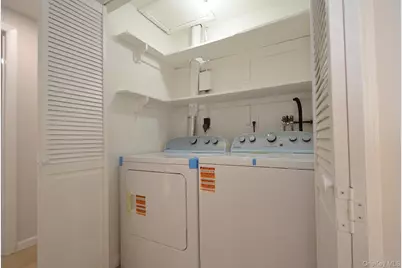 15 Allegheny Drive E, Farmingville, NY 11738 - Photo 23