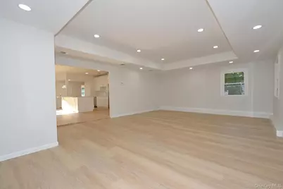 15 Allegheny Drive E, Farmingville, NY 11738 - Photo 9