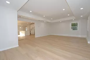 15 Allegheny Dr E, Farmingville, NY 11738 - Photo 9