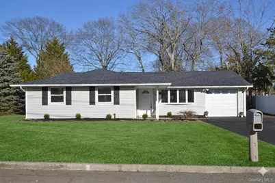 15 Allegheny Drive E, Farmingville, NY 11738 - Photo 1