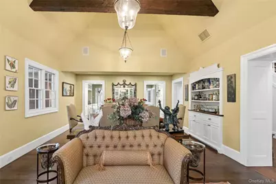 39 Cherry Lane, Syosset, NY 11791 - Photo 13
