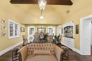 39 Cherry Ln, Syosset, NY 11791 - Photo 13