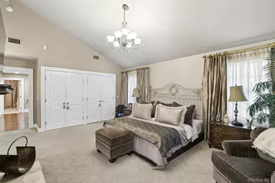 39 Cherry Lane, Syosset, NY 11791 - Photo 17