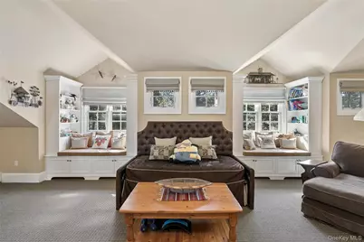 39 Cherry Lane, Syosset, NY 11791 - Photo 29