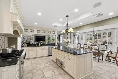 39 Cherry Lane, Syosset, NY 11791 - Photo 7