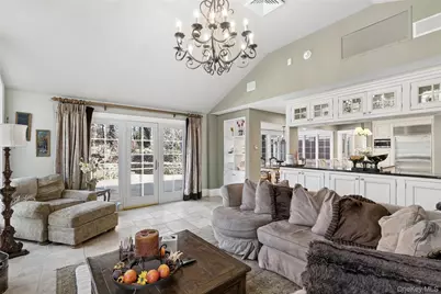 39 Cherry Lane, Syosset, NY 11791 - Photo 15