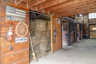 210 Weeks Ave, Manorville, NY 11949 - Photo 27