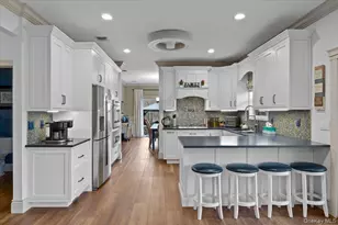 210 Weeks Ave, Manorville, NY 11949 - Photo 11