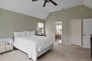 210 Weeks Ave, Manorville, NY 11949 - Photo 19