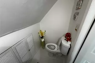 241-16 148th Rd, Rosedale, NY 11422 - Photo 19