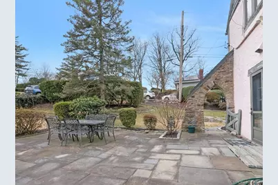 88 Stockbridge Road, Yonkers, NY 10710 - Photo 33