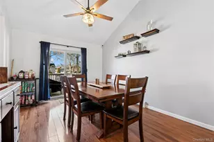 19 Flintlock Dr, Shirley, NY 11967 - Photo 13