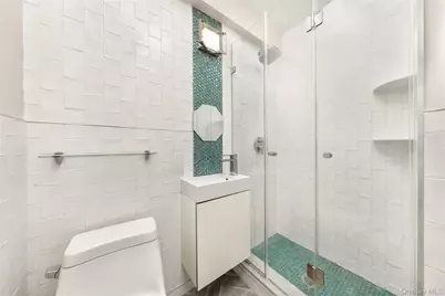 4725 Independence Avenue, Bronx, NY 10471 - Photo 15