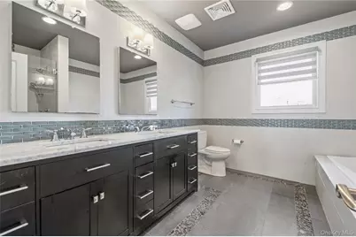553 Derby Avenue, Woodmere, NY 11598 - Photo 17