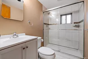 600 Hungry Harbor Rd, Woodmere, NY 11581 - Photo 23