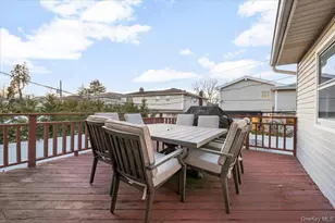 600 Hungry Harbor Rd, Woodmere, NY 11581 - Photo 29