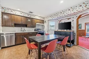 600 Hungry Harbor Rd, Woodmere, NY 11581 - Photo 11