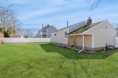 3 Grand Haven Drive, Commack, NY 11725 - Photo 15